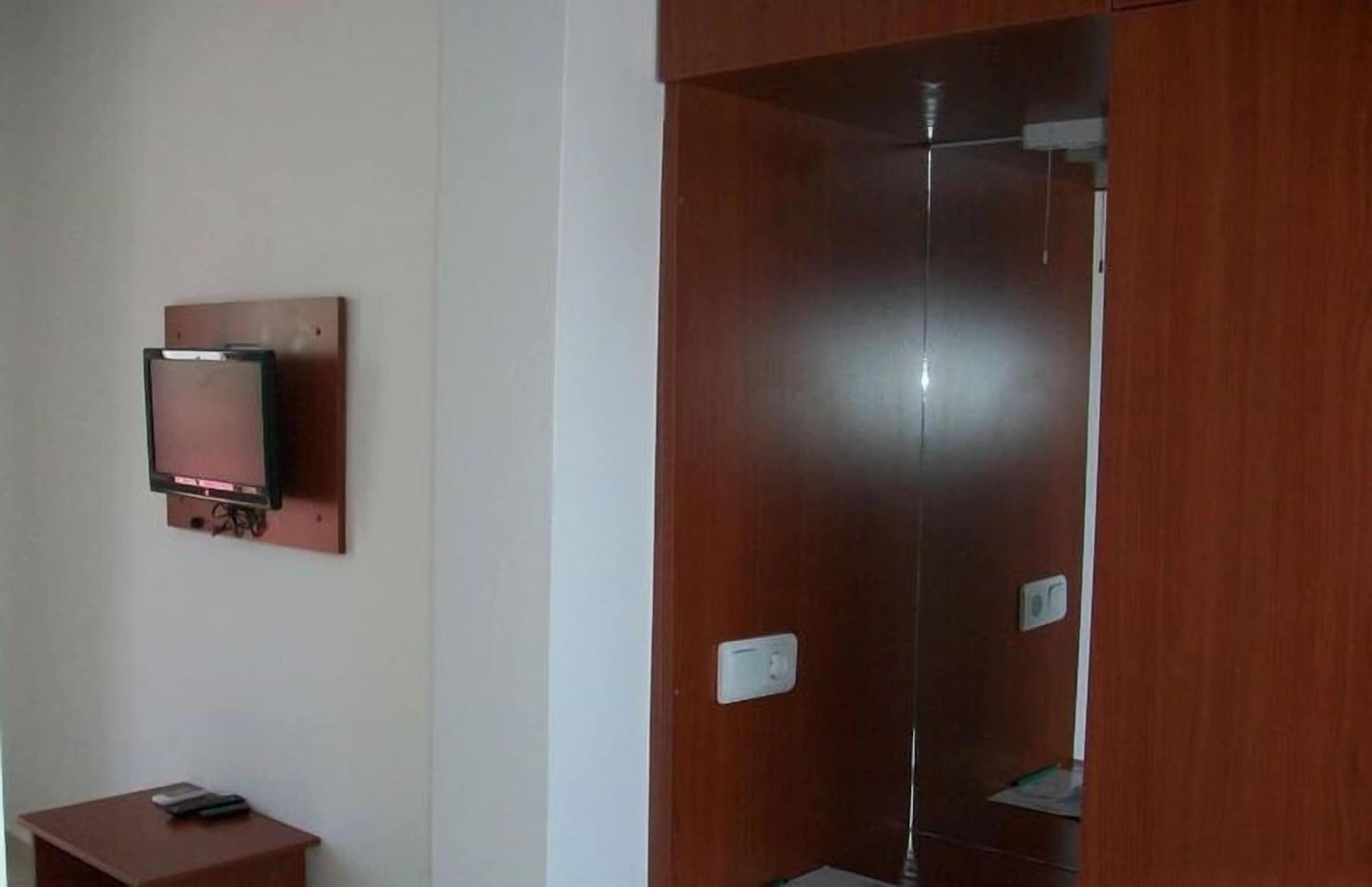 Kriss Otel Ortakent Exterior photo